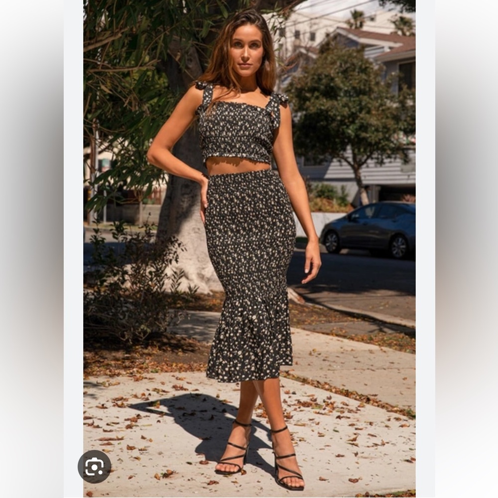 Lulus Major Crush Black Floral Print Smocked Tie-Strap Crop Set